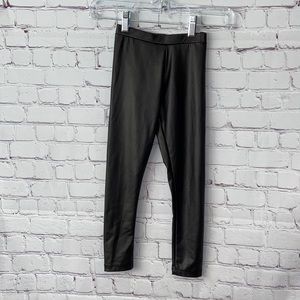 ✅ Zara Black Pants Size 7